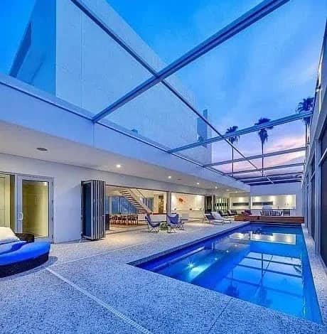 مظلات لكسان ملونة الجبيل